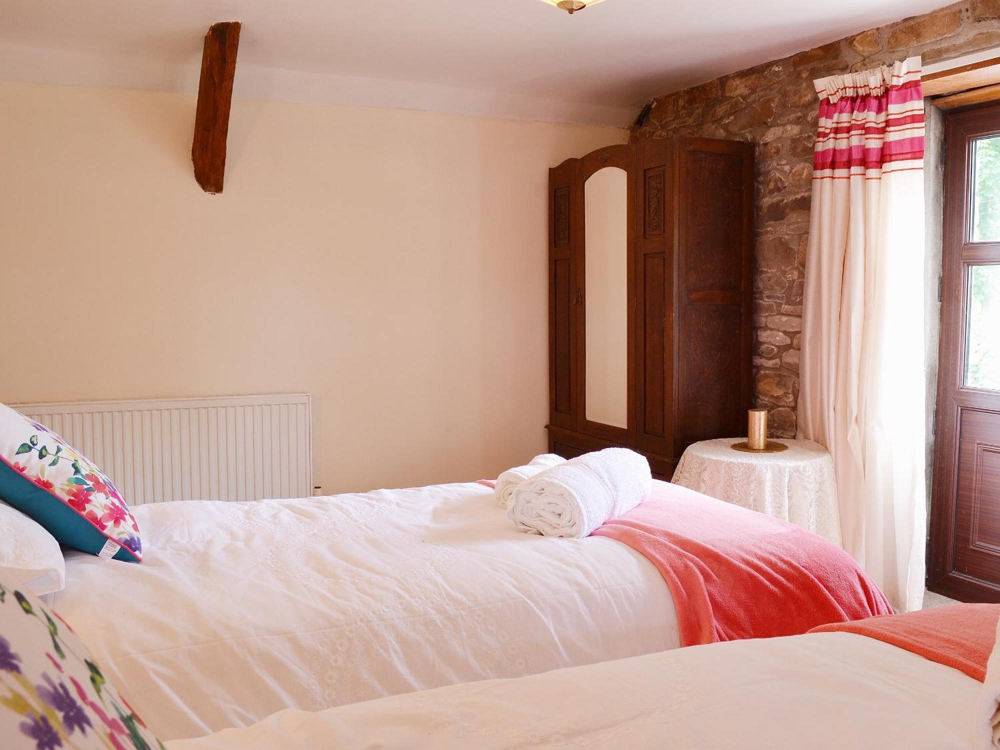 Ty Coch Cottage Dihewid Buitenkant foto
